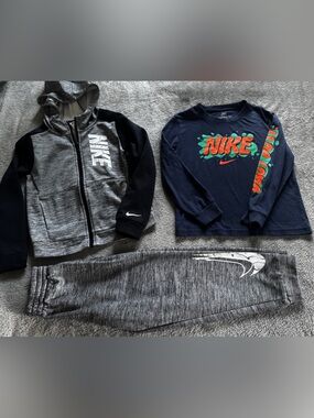 Nike Triple Piece Mix boys 6/7